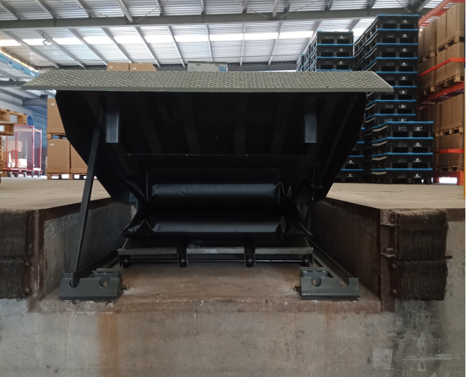 Airbag Dock leveller | Core Hardware Features